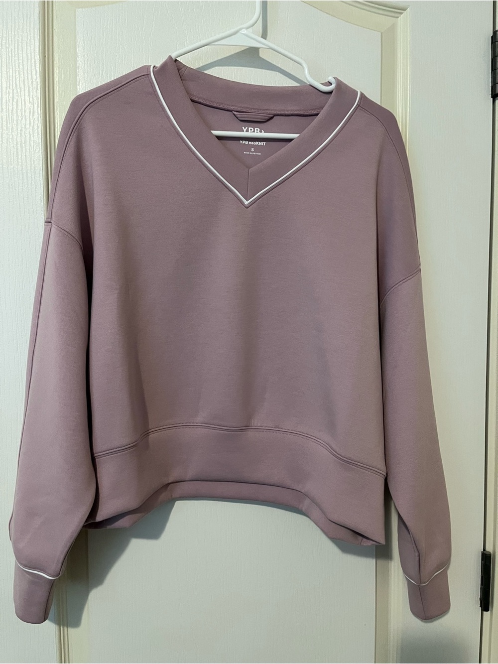 YPB by Abercrombie Women's Mauve V-Neck Pullover